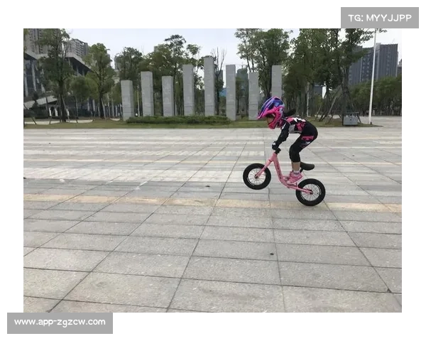 四川营山幼儿滑步车挑战赛收官,萌娃赛场表现成社交媒体热点 四川营山幼儿滑步车挑战赛收官,萌娃赛场表现成社交媒体热点